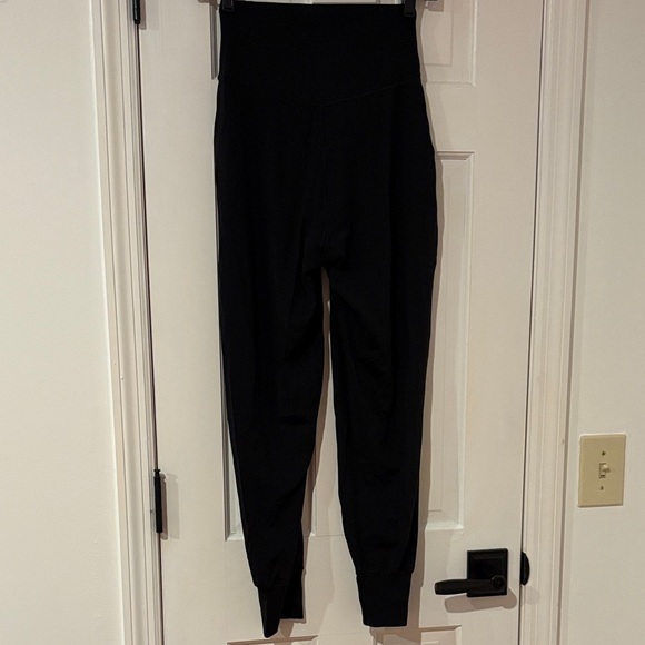 Women's Black High-Waisted Pants - Picture 4 of 4